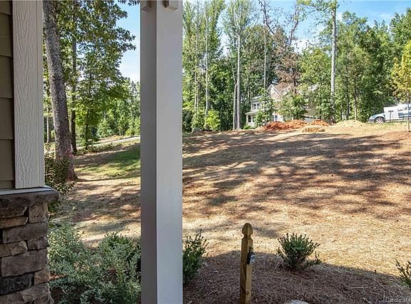 3rd image of 8327 Aspen Ct