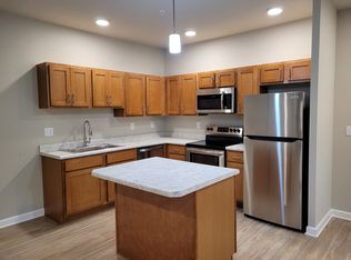 72 Sun Valley Dr #201, Lake George, NY 12845