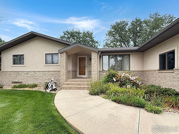 3rd image of 14304 Greenway Dr