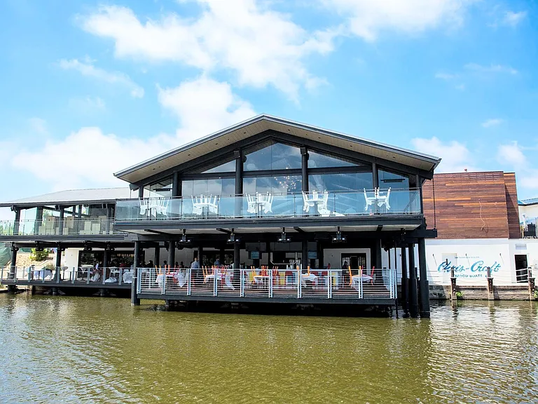Amalfis Restaurant