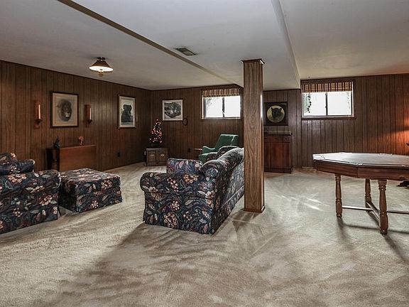 5th image of 8325 Darlene Dr