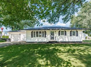 21 Mill St, Walker, IA 52352