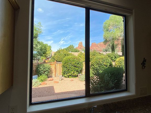 5th image of 185 Cochise Dr