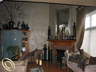 4th image of 55398 Leonard Ct