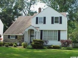 19512 Lanbury Ave, Warrensville Heights, OH