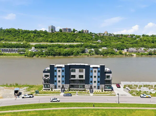 739 Manhattan Blvd #202, Dayton, KY 41074