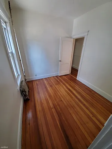 19 Arden St Photo 1