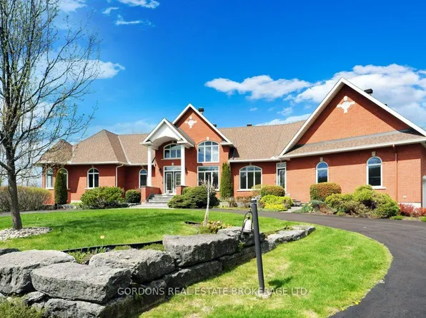 2369 Lookout Dr, Ottawa, ON K4C 1C1