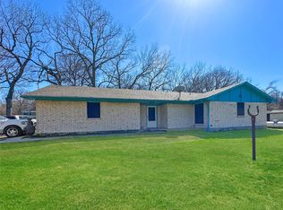 315 Lo Water Rd, Grandview, TX 76050