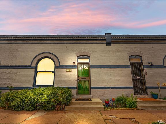 3rd image of 328 E Dakota Avenue