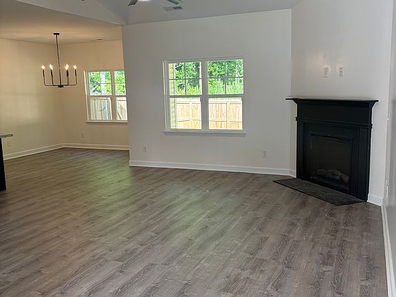 4th image of 257 Haws Run Rd