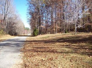 631 John Jenkins Rd, Centerville, TN 37033