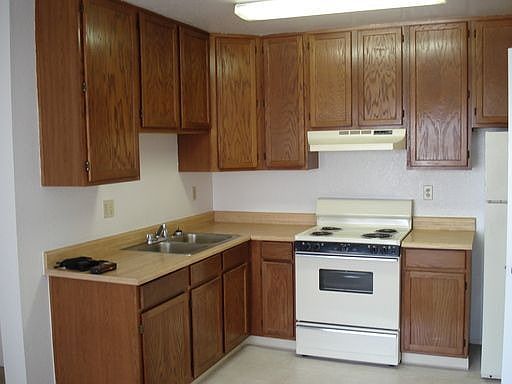 5th image of 4024 32nd St APT 15