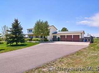 9110 Powderhouse Rd, Cheyenne, WY 82009