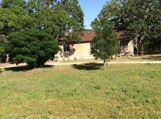 1403 Fm 671, Lockhart, TX 78644