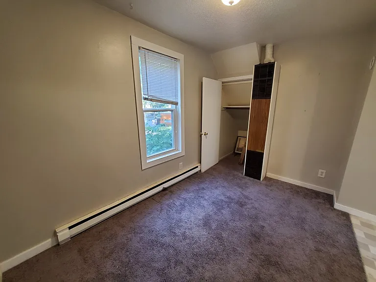 228 William St N #2 — Photo 7