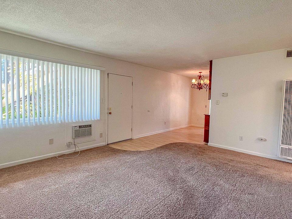 1st image of 955 E Madison Ave