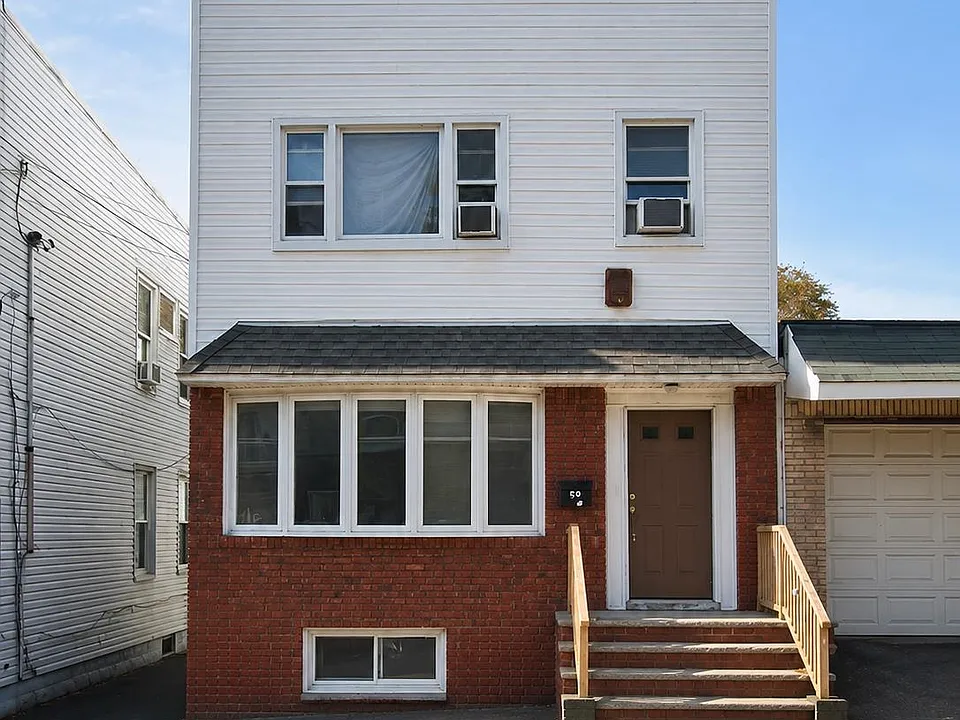 59 Terrace Ave #2