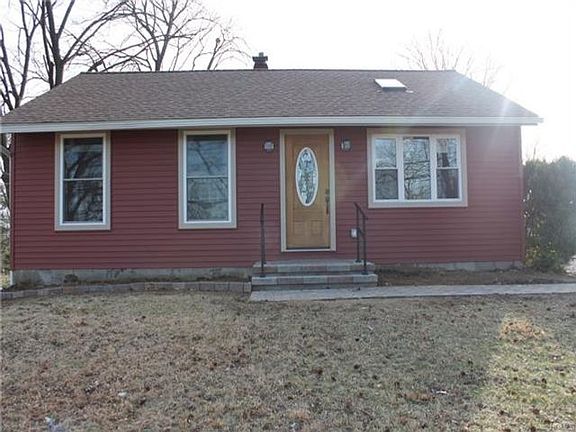 2nd image of 75 Stewart Ave