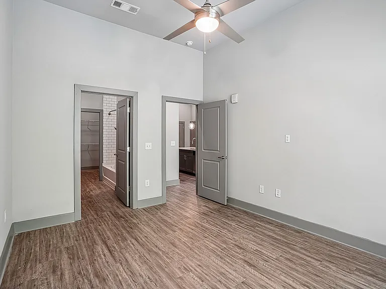 Lenox - Bedroom 1
