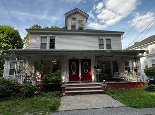90 Park Ave E, Lowell, MA 01852