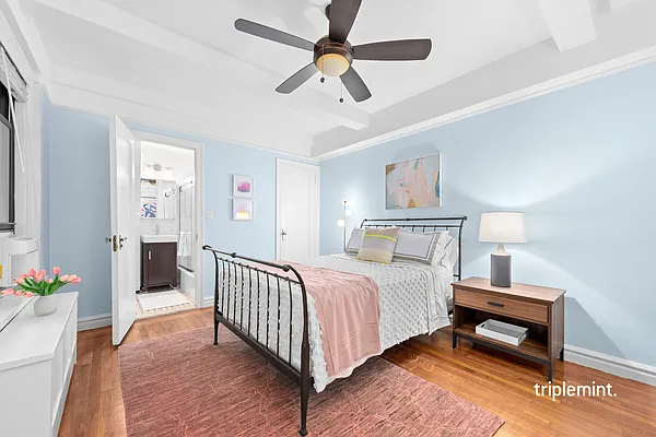 Sold by The Agency | media 4