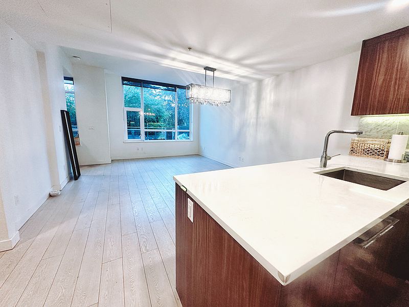Richmond Townhouse for rent - 2 Bedrooms — photo 4
