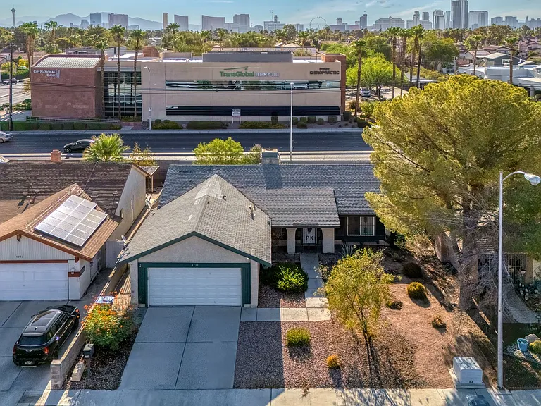 3730 Greenwood Dr — Photo 30