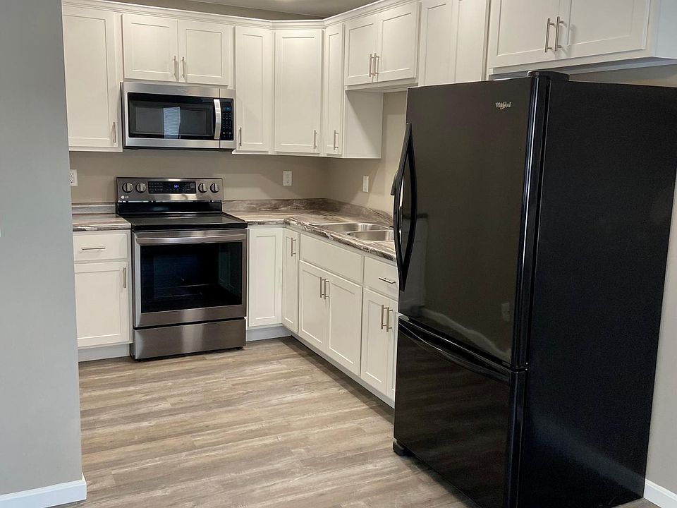 1st image of 1378 N Westwood Dr #1378