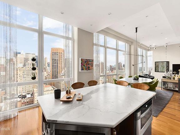 3rd image of 39 E 29th St #4-B