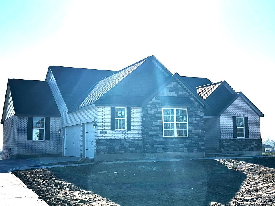 2nd image of 4864 Aspen Dr