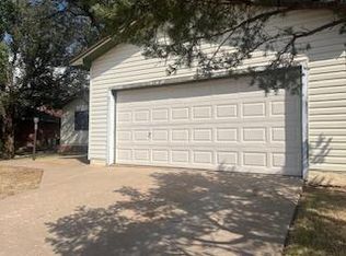 60 E Canyonview Dr, Ransom Canyon, TX 79366