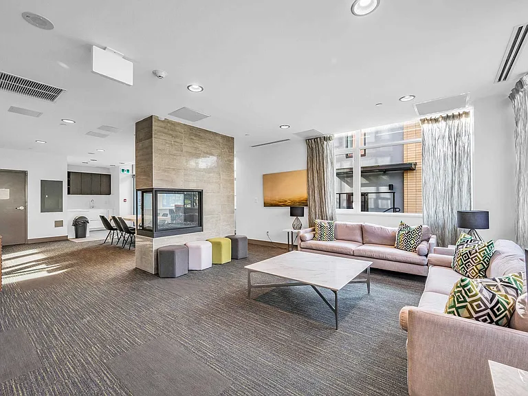 188 Agnes St #1103 — Photo 31