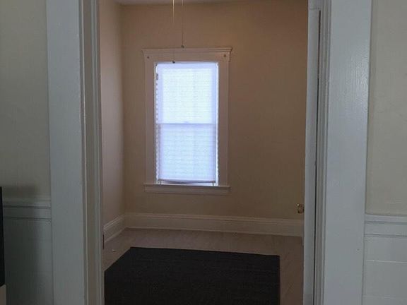 5th image of 1605 Lakewood Ave #1