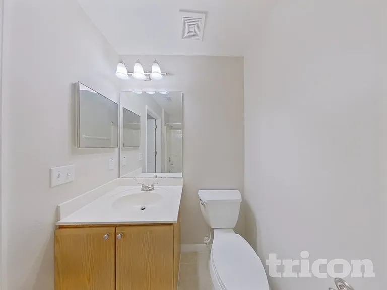 970 Cambridge Ct — Photo 15