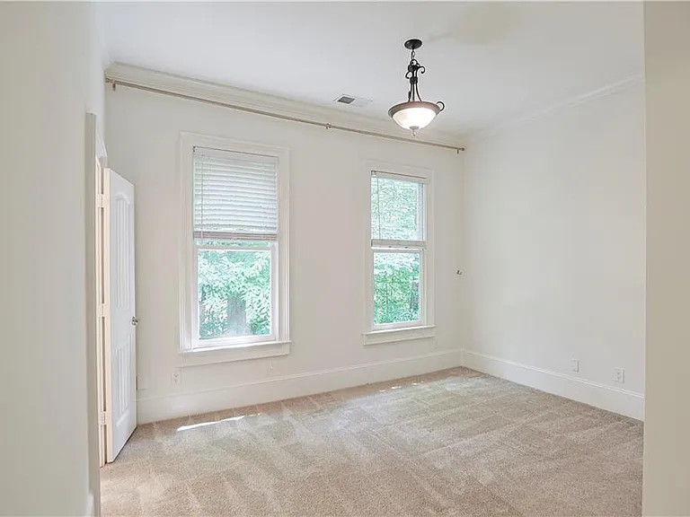 1296 Lenox Park Blvd — Photo 47