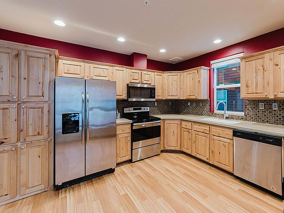 2nd image of 4401 Riverside Dr Unit B1