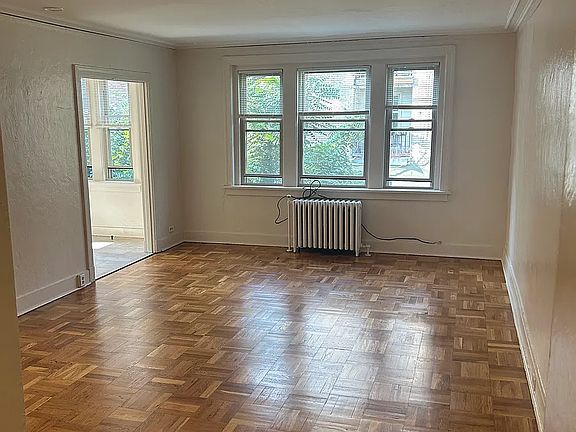 3rd image of 5649 Phillips Ave #8
