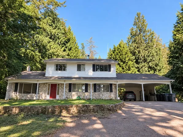 12501 53rd Ave, Surrey, BC V3X 3B6