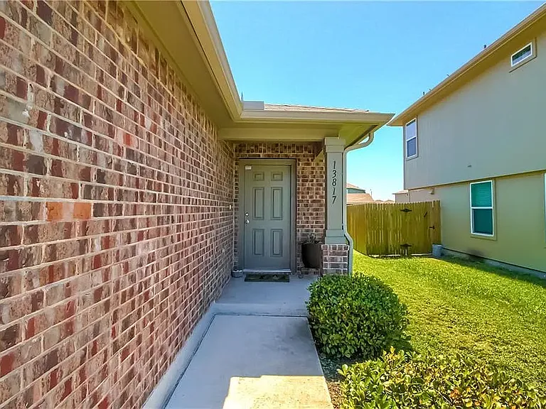 13817 Sierra Wind Ln — Photo 2