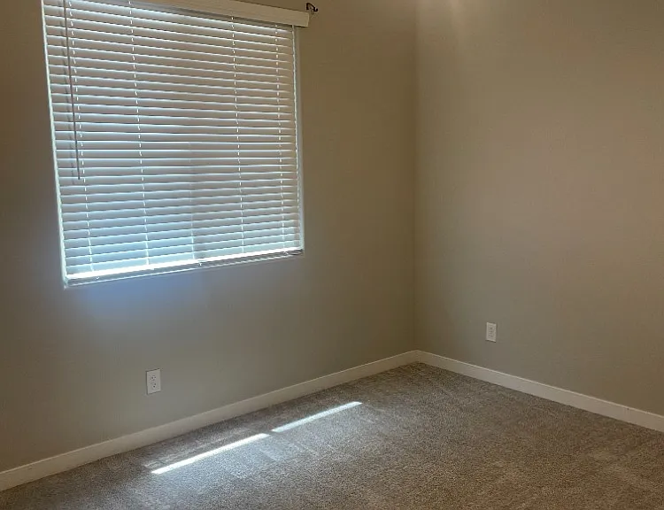 16820 W Echo Ln — Photo 21