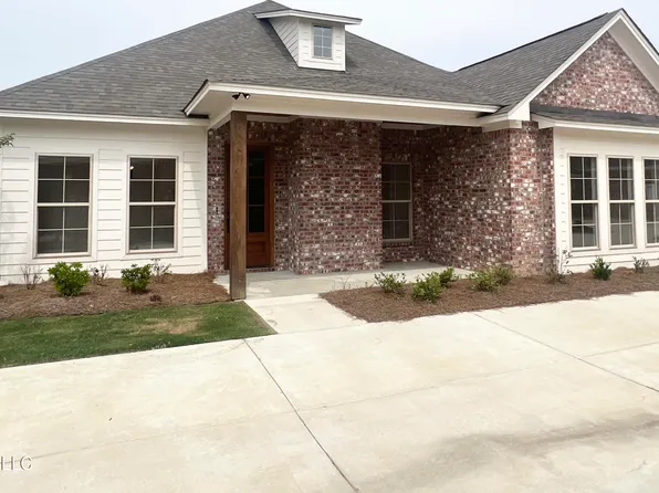 210 Freedom Ring Dr, Brandon, MS 39047