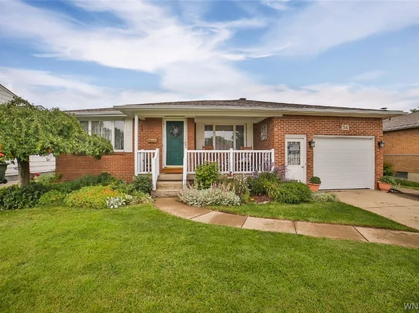 54 Barnabas Dr, Depew, NY 14043