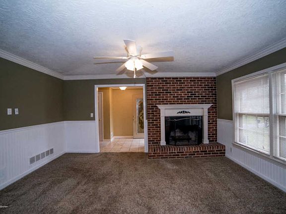 4th image of 2708 Windsor Forest Dr