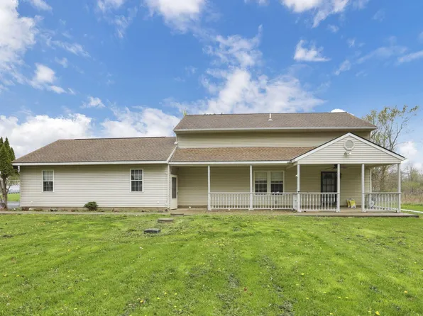 3243 Dixon Rd SW, Pataskala, OH 43062