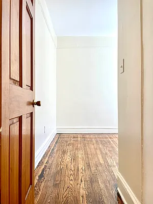 Rented by Pear NYC LLC | media 33