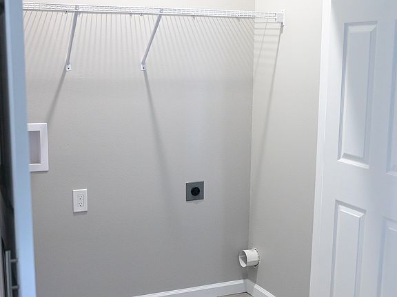 5th image of 79 N Hills Dr #102