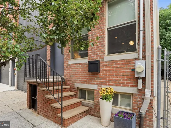 727 N Uber St, Philadelphia, PA 19130
