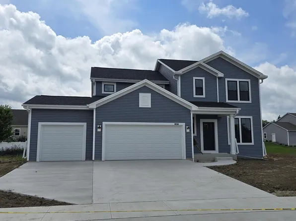1487 Patton DRIVE, Hartford, WI 53027