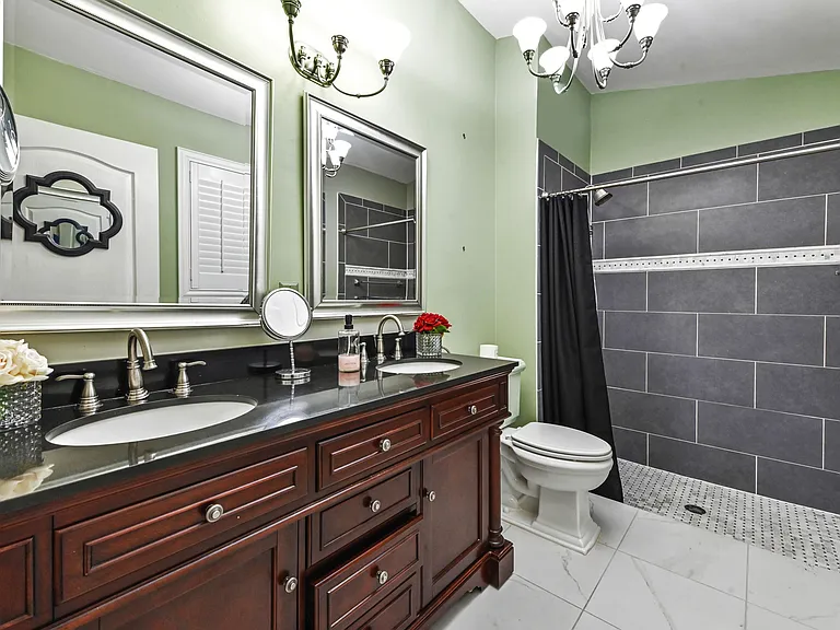 2241 Soundings Ct — Photo 11
